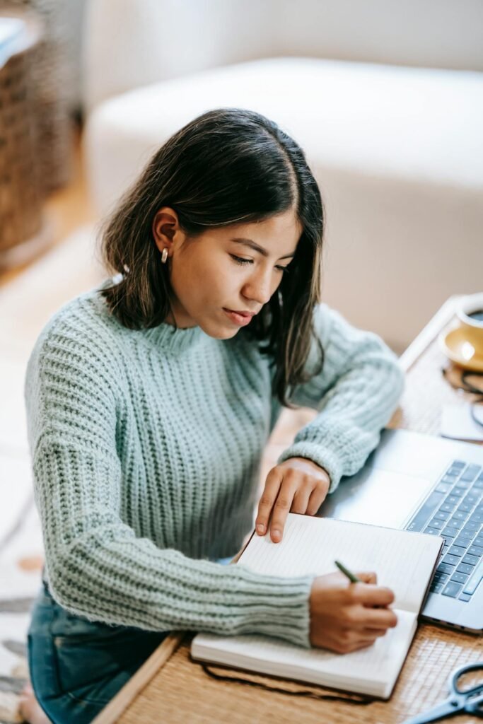 7 Side Hustles for Students in 2025: Earn Smart Without Sacrificing Studies Online Writing is a smart side hustle for students in 2025
