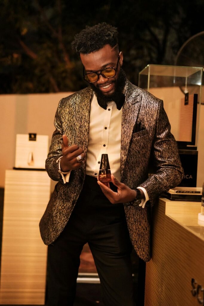 Fragrance Layering for Men: How to Smell Irresistible All Day Fragrance Layering for Men: How to Smell Irresistible All Day