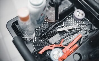 How to Build a Minimalist Grooming Kit (Without Sacrificing Style) in 2025