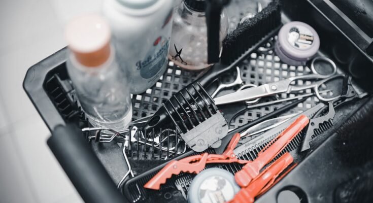 How to Build a Minimalist Grooming Kit (Without Sacrificing Style) in 2025