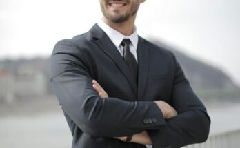 7 Secrets to Unshakable Self-Confidence You Can Start Using Today