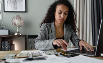 How to Manage Your Money How to Manage Your Money