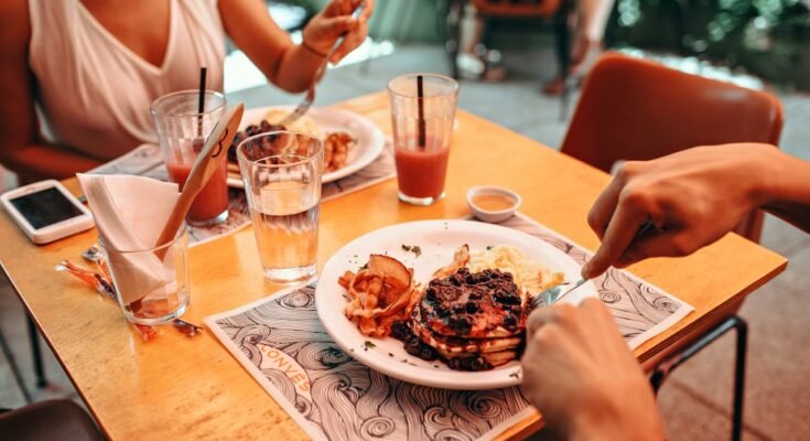 The Best Time to Eat for Weight Loss (According to Science)