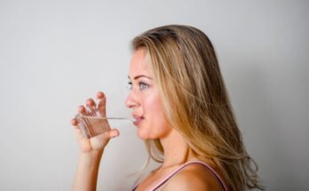 Lose Weight Drinking Water? How Hydration Boosts Fat Loss
