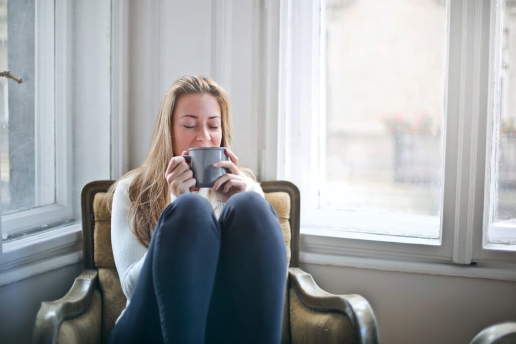 Green Tea vs. Coffee for Weight Loss: Which One Burns More Fat? Green Tea vs. Coffee for Weight Loss: Which One Burns More Fat?